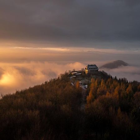 Hochwaldbaude Hotel Hain  Екстериор снимка