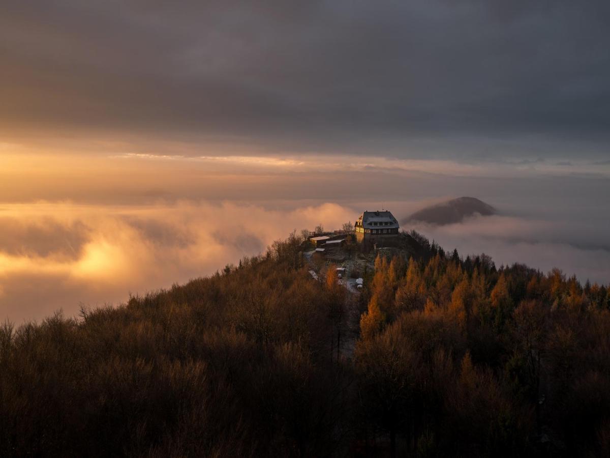 Hochwaldbaude Hotel Hain  Екстериор снимка