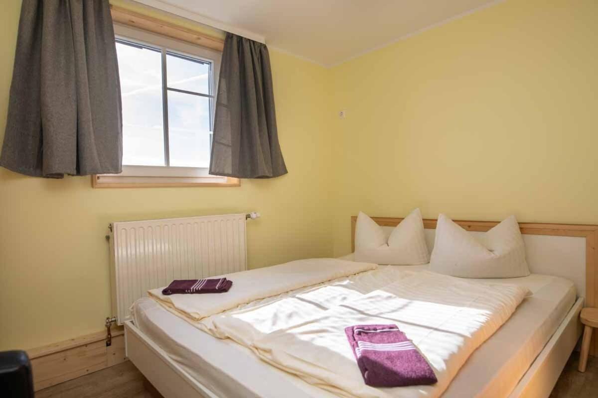 Hochwaldbaude Hotel Hain  Екстериор снимка